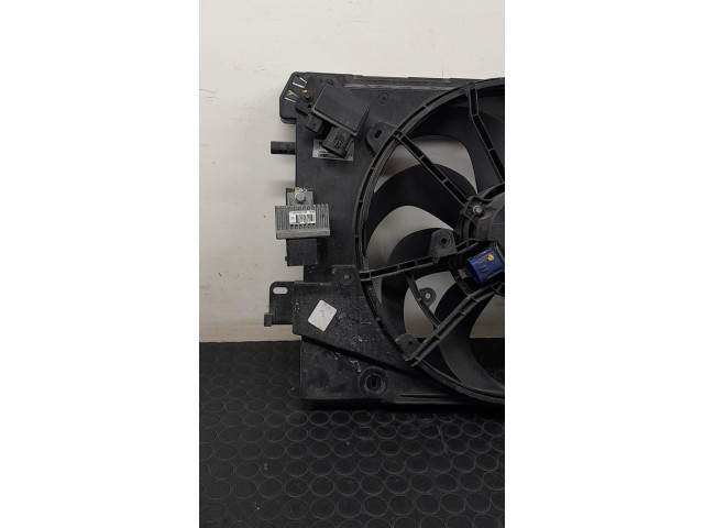 Вентилятор радиатора 214816703R Dacia Sandero