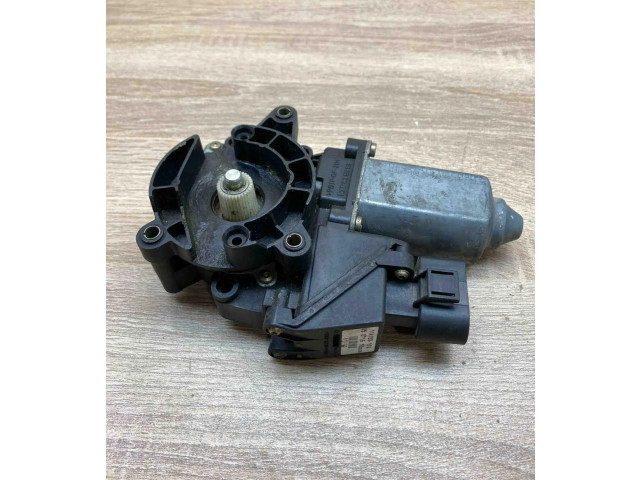 Передний двигатель механизма для подъема окон Audi A4 S4 B5 8D 1999 - 2000 года