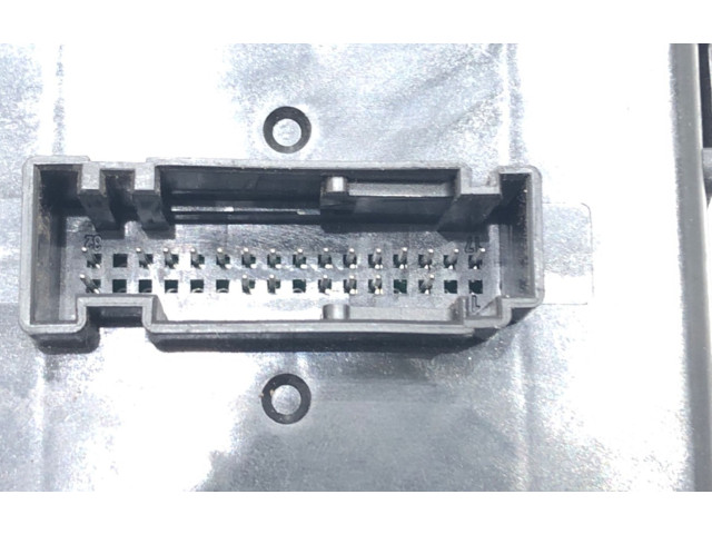 Блок предохранителей 5WA959436N   Skoda Superb B9    