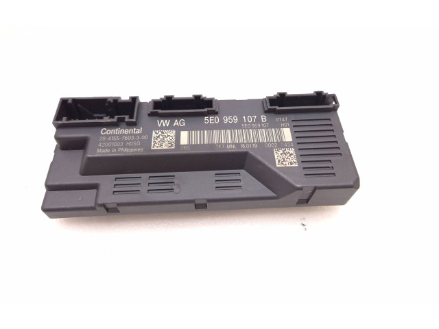Блок управления крышки багажника 5E0959107B, 5E0959107 Skoda Octavia Mk3 (5E)