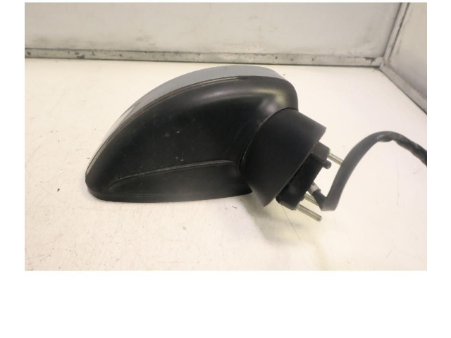 Зеркало электрическое Audi A1 2010 - 2018 года