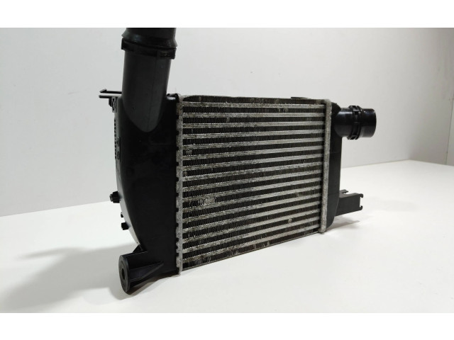 Интеркулер 144967318R Renault Clio III