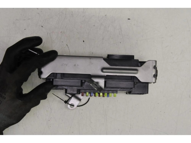 Блок предохранителей    Jeep Renegade    