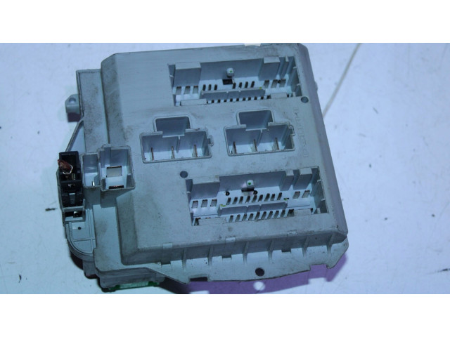 Блок предохранителей 51815360   Fiat Linea    