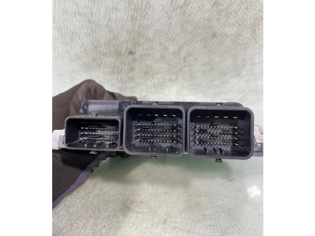 Блок управления двигателя 31336000, S180134100a   Volvo C30