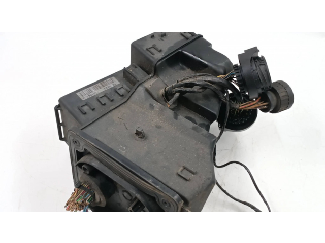 Pojistková skříňka 12631735752 BMW 5 E34 1993