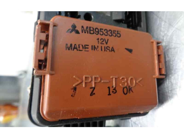 Модуль управления BSM MB953355 Mitsubishi Carisma