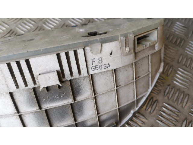 Панель приборов GE6SA Mazda 626