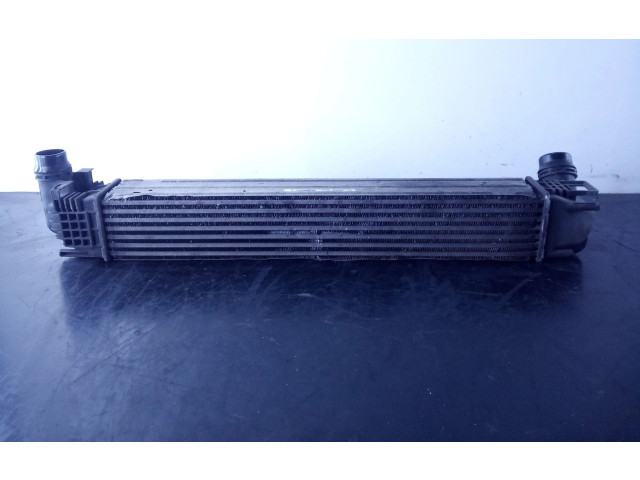 Интеркулер 8200880552A Dacia Duster