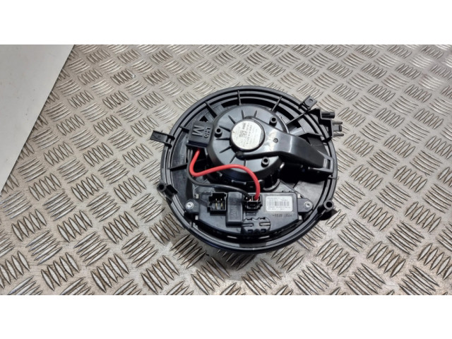 Вентилятор печки 5WB819021A, 5Q0907521C Volkswagen Touran III