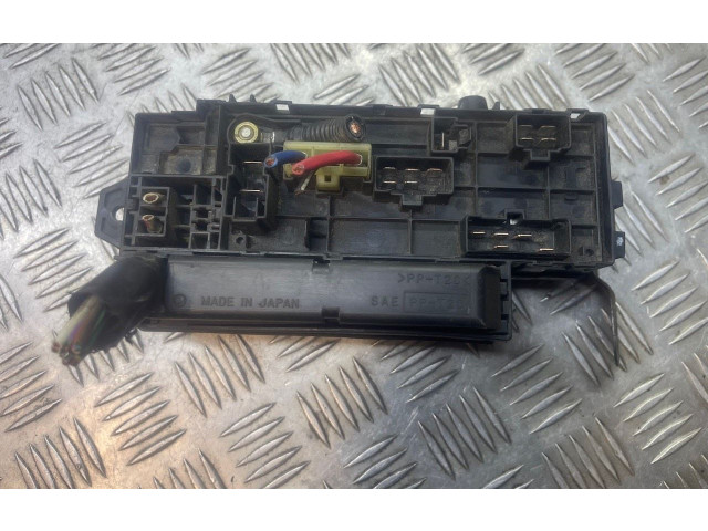 Блок предохранителей  82231FC002, 102157   Subaru Forester SF    