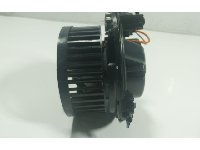 Вентилятор печки    5WB819021A, 3Q1819021E   Cupra Leon