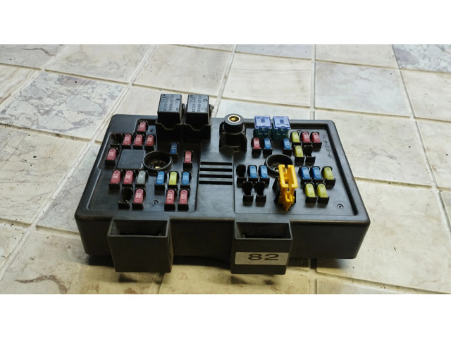 Блок предохранителей 96821082 Chevrolet Captiva