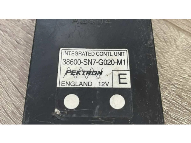 Блок предохранителей 38600SN7G020M1 Honda Accord