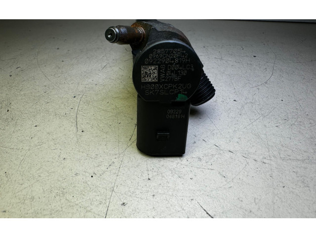 Форсунка 04L130277BF, 28577054 Skoda Octavia Mk3 (5E) DGTE