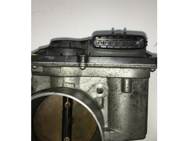 Vstřikovací lišta 2203020060 Lexus RX 300