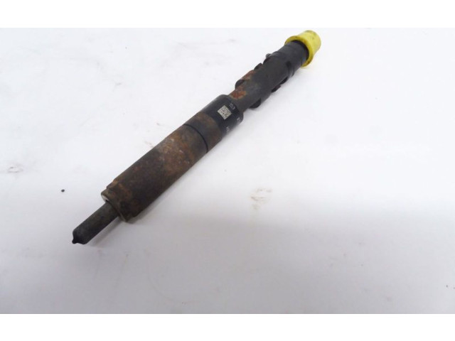 Форсунка 8200815416, 8200815416    Dacia Logan I  K9K-796 