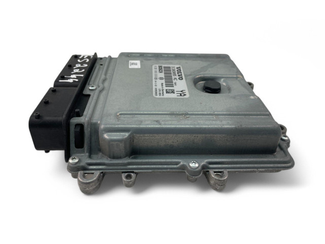 Блок управления двигателем Блок управления 31303095AC, 0281016616   Volvo V70