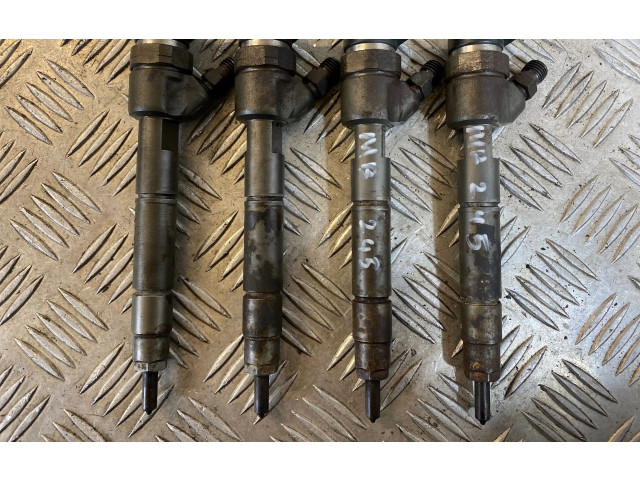 Turbodmychadlo Комплект жиклеров (форсунок) A6400700787, 0445110167   Mercedes-Benz B W245   640940