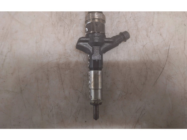 Форсунка 6613AA030 Subaru Forester SH