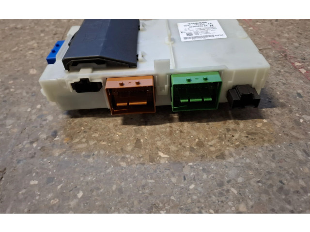 Pojistková skříňka 30765624, 7G9T14C256FA Volvo XC70 2010