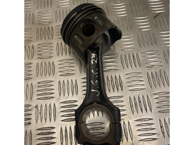  Поршень с шатуном    Jeep Grand Cherokee (WJ) для дизельного двигателя 2.7