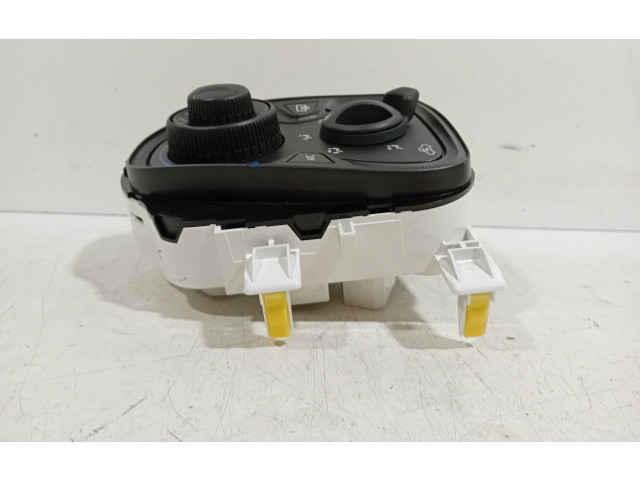 Блок управления климат-контролем 55900YV030   Peugeot 108