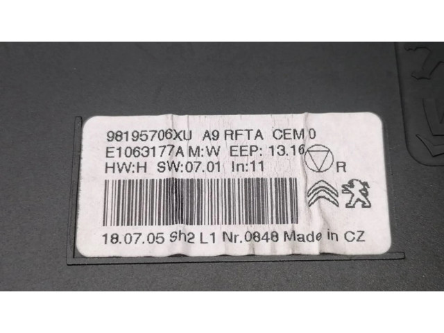 Блок управления климат-контролем 98195706XU Peugeot 2008 II