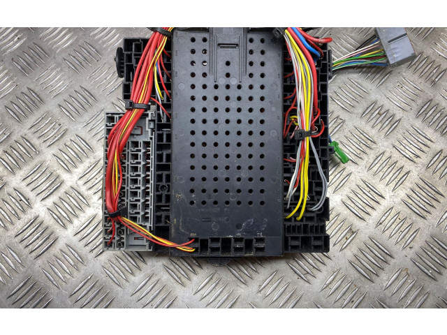 Блок предохранителей 9494673, 99W155 Volvo S80