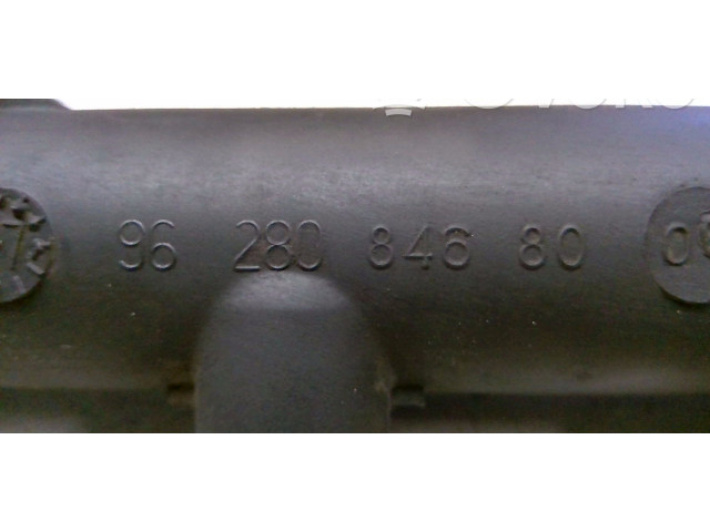 Топливная рампа 9628084680   Fiat Ulysse  