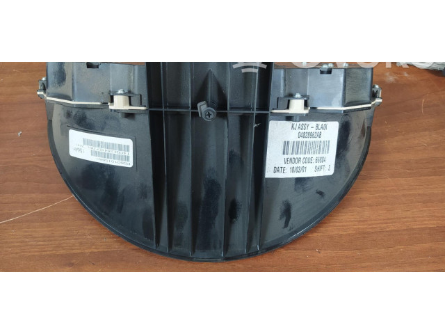 Панель приборов Jeep Cherokee III KJ