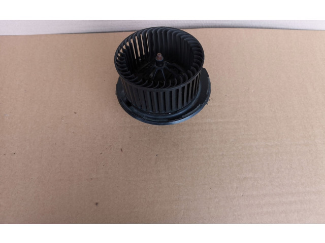 Вентилятор печки       Audi A6 S6 C5 4B