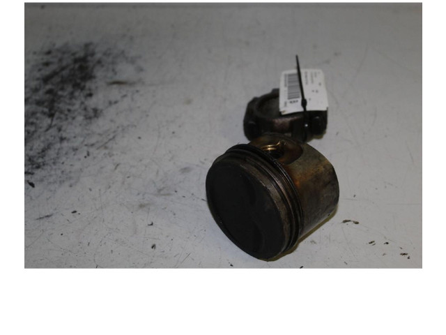 Píst Fiat Punto (176)