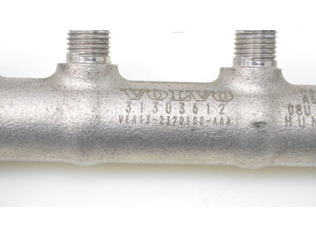 Топливная рампа 31303612   Volvo V70   для двигателя D 4204 T5