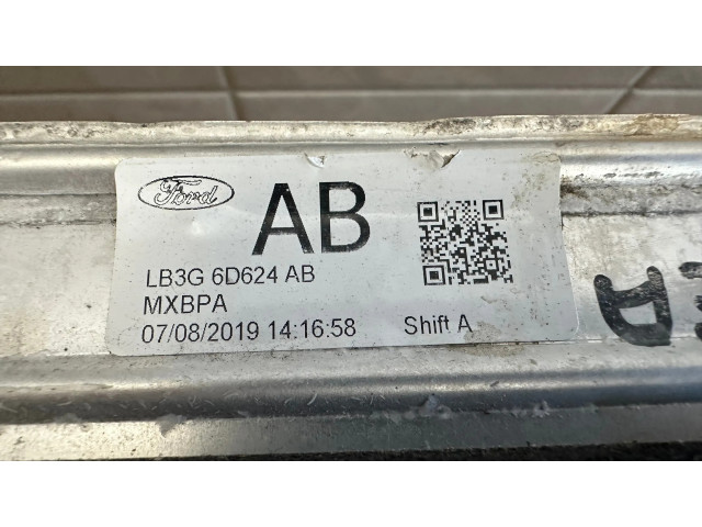 Интеркулер  LB3G6D624AB   Ford Ranger 2.0
