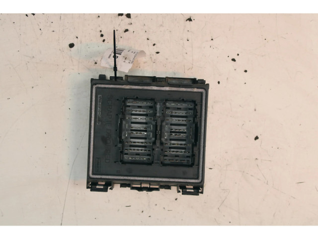 Блок предохранителей Ford Fiesta