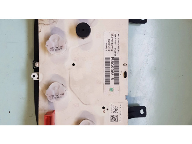 Панель приборов P8200279062, 216754648 Opel Vivaro