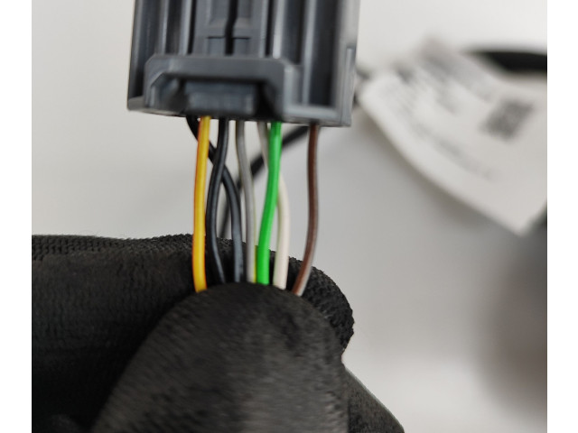 Зеркало электрическое Volvo XC40 - года