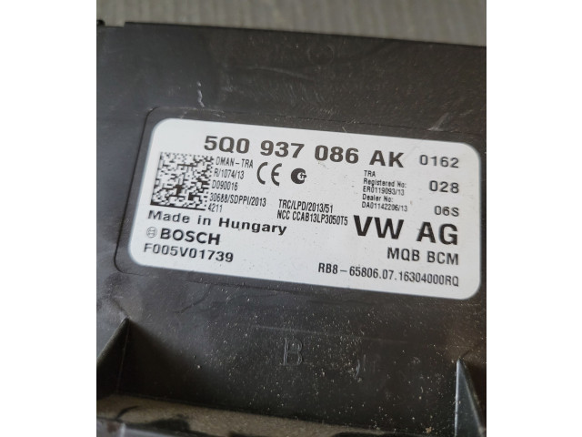 Блок комфорта 5Q0937086AK Skoda Octavia Mk3 (5E)