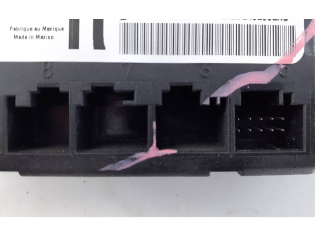 Блок управления 68155772AB, E3-A4-3-4   Fiat Freemont