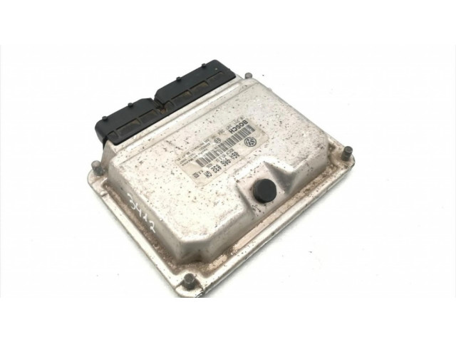 Блок управления двигателя 06A906032GN, 0 261 207 364   Volkswagen New Beetle