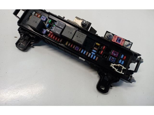 Pojistková skříňka 1034405-00-E Tela Model S 2019