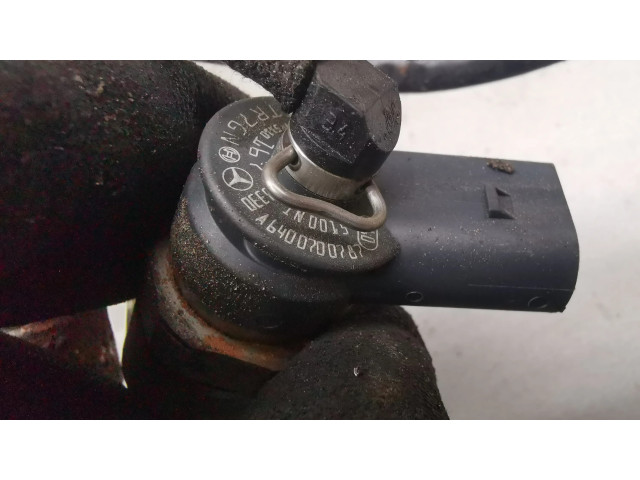 Vstřikovač A6400700787 Mercedes-Benz A W169 pro naftový motor 2.0