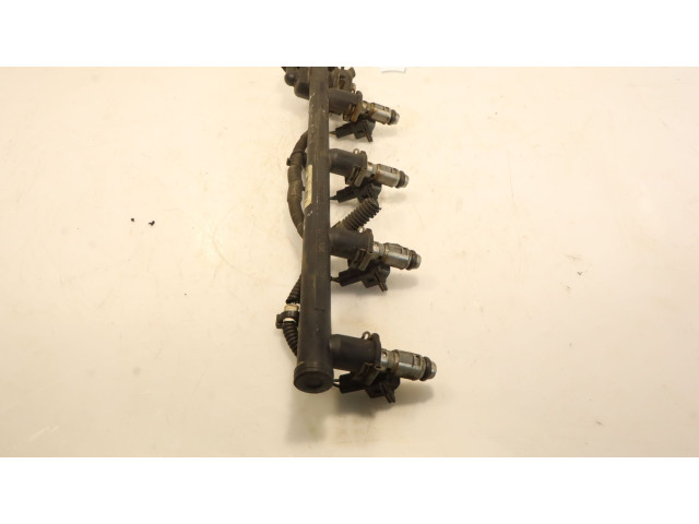 Магистральная трубка топлива    Ford Fiesta