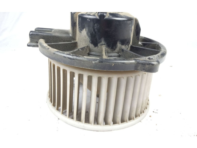 Вентилятор печки Mitsubishi L200