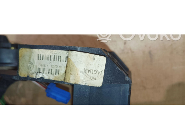 Ручка стеклоочистителей LNC6450BC, NOAUTO   Jaguar XJ X308