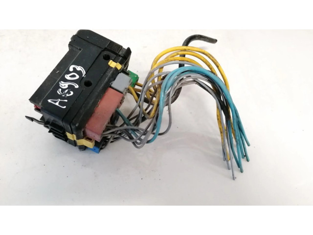 Pojistková skříňka Citroen Berlingo 1997