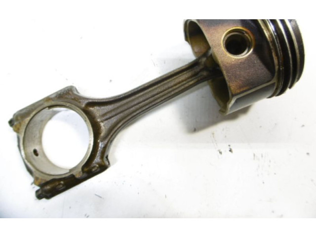 Поршень Audi A3 S3 8L