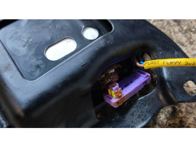 Подушка безопасности для колен 8T0880842E Audi RS5