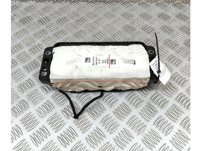 Подушка безопасности пассажира 4KE880204D Audi e-tron